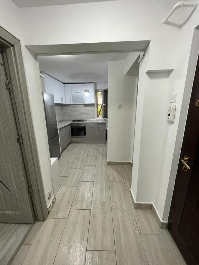 Home Sweet Home Apartment With 3 Rooms Buzău Exterior foto
